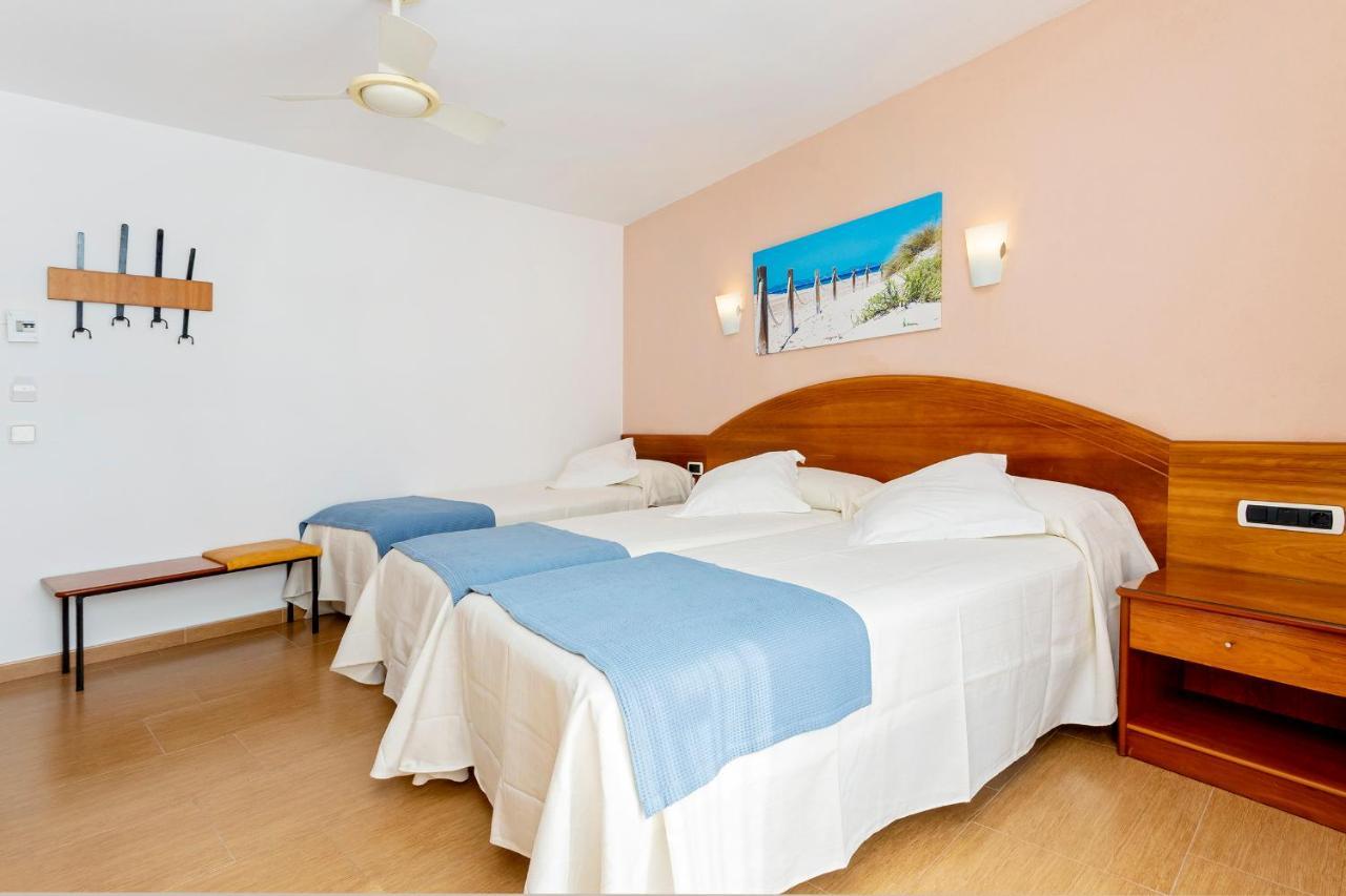 Hostal Manolita San Antonio  Exteriér fotografie