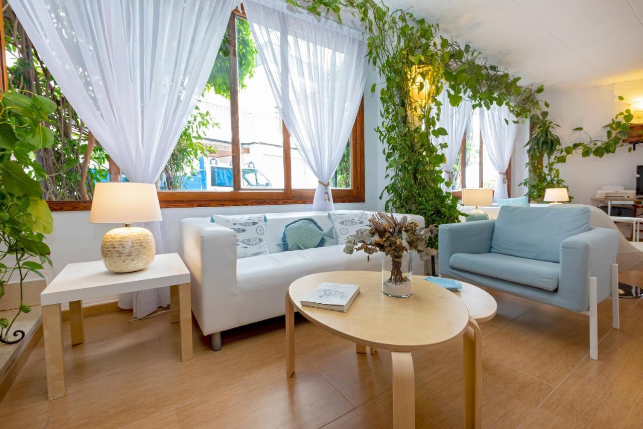 Hostal Manolita San Antonio  Exteriér fotografie