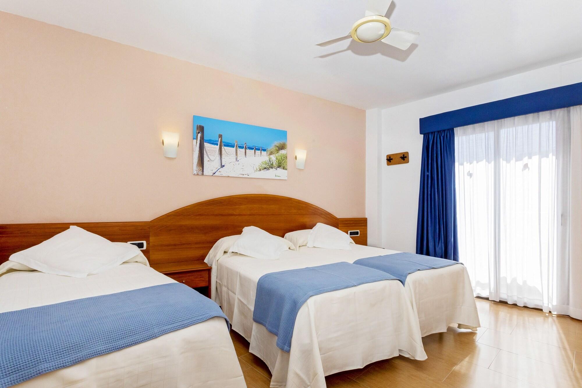 Hostal Manolita San Antonio  Exteriér fotografie