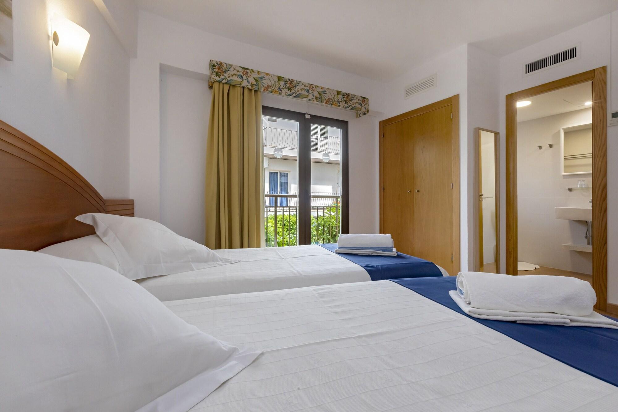 Hostal Manolita San Antonio  Exteriér fotografie
