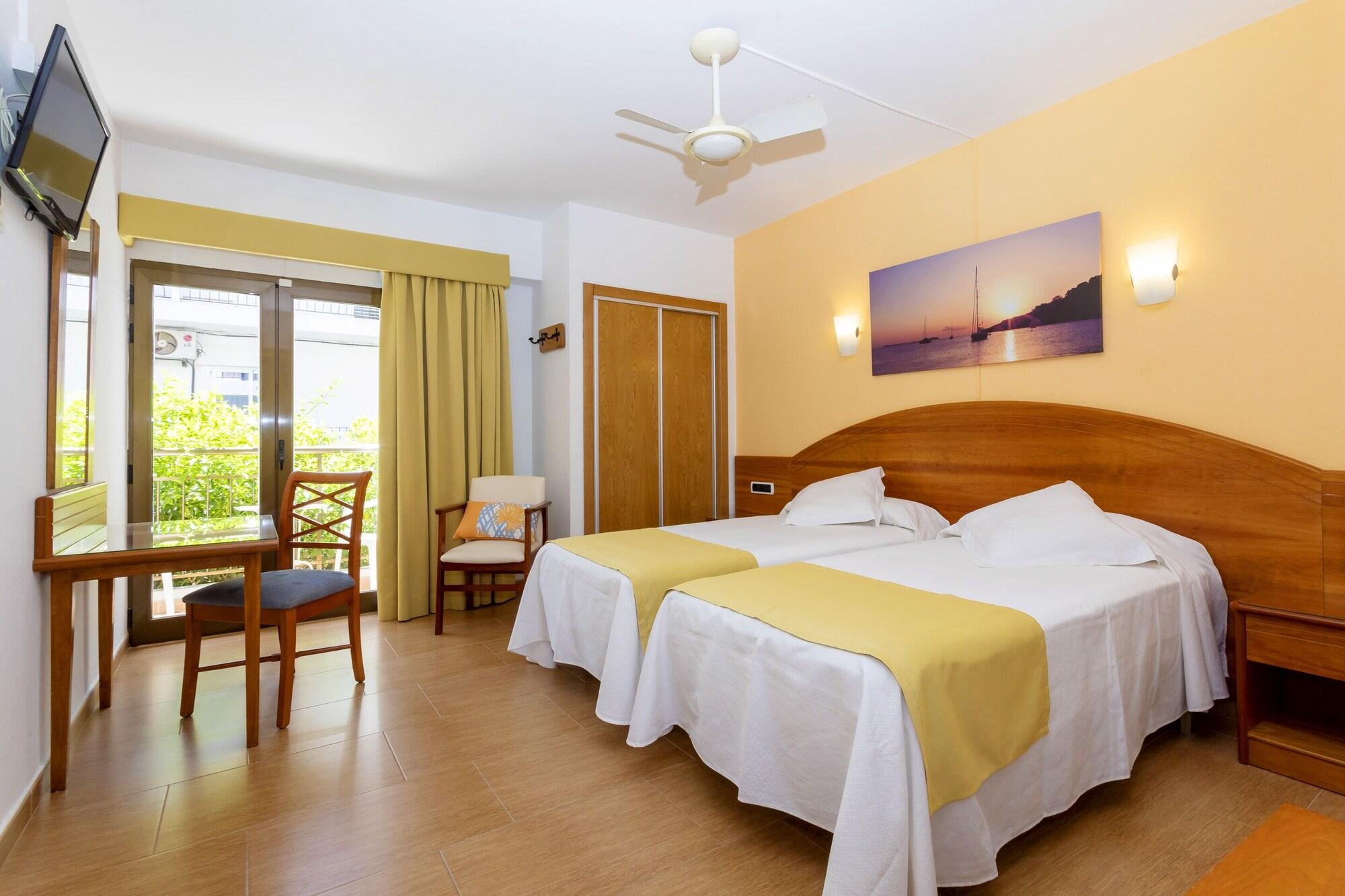 Hostal Manolita San Antonio  Exteriér fotografie