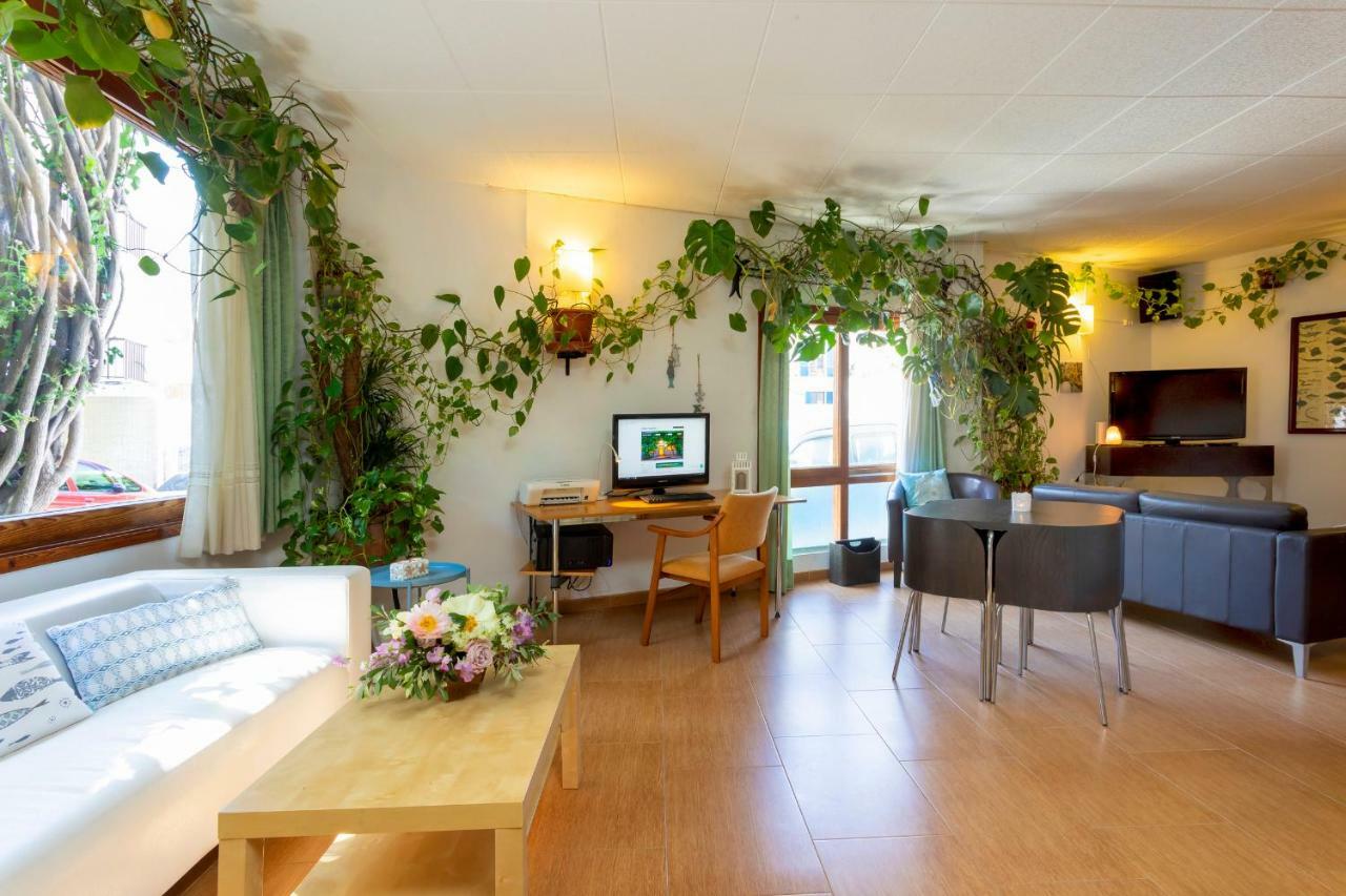 Hostal Manolita San Antonio  Exteriér fotografie