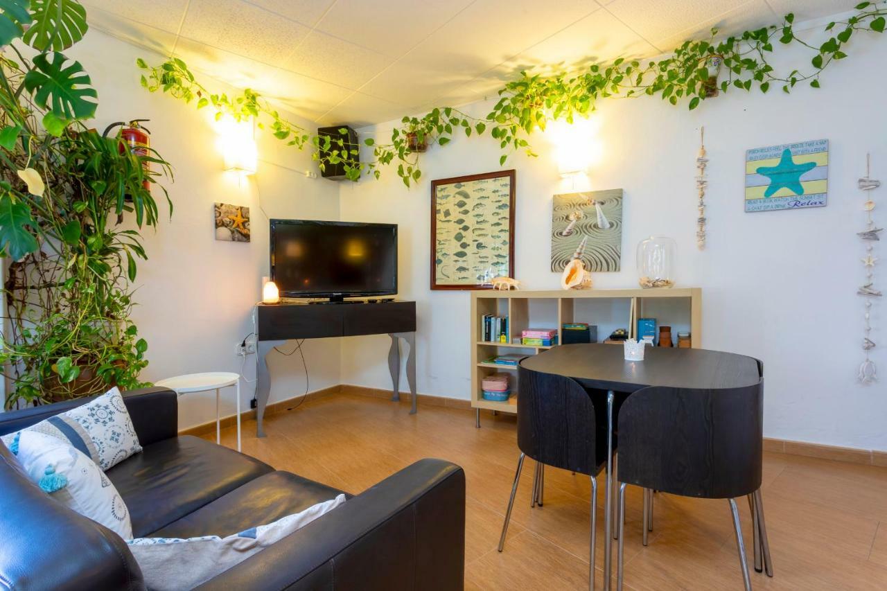 Hostal Manolita San Antonio  Exteriér fotografie